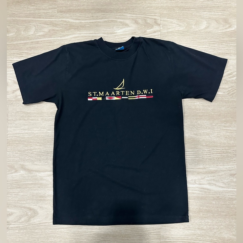 St. Maarten D.W.I T-Shirt (size M)